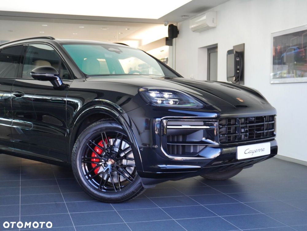 Porsche Cayenne S E-Hybrid PHEV Black Edition - 3
