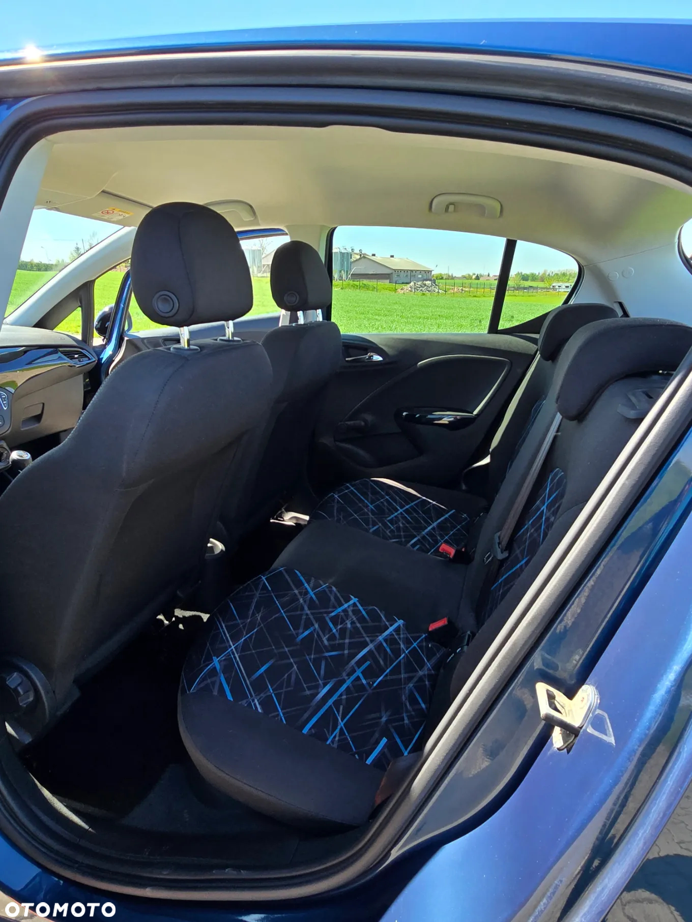 Opel Corsa 1.4 16V Cosmo - 8