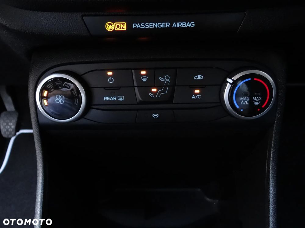 Ford Fiesta 1.0 EcoBoost Start-Stop Celebration - 36