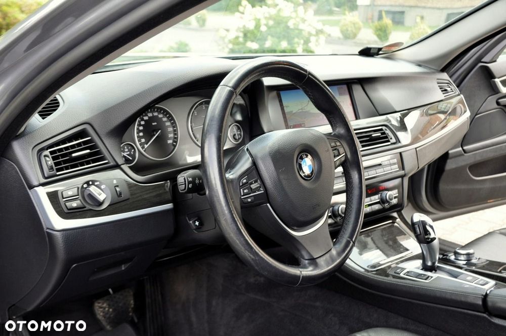 BMW Seria 5 - 24