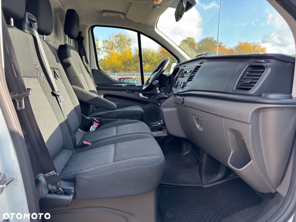 Ford Transit Custom - 21