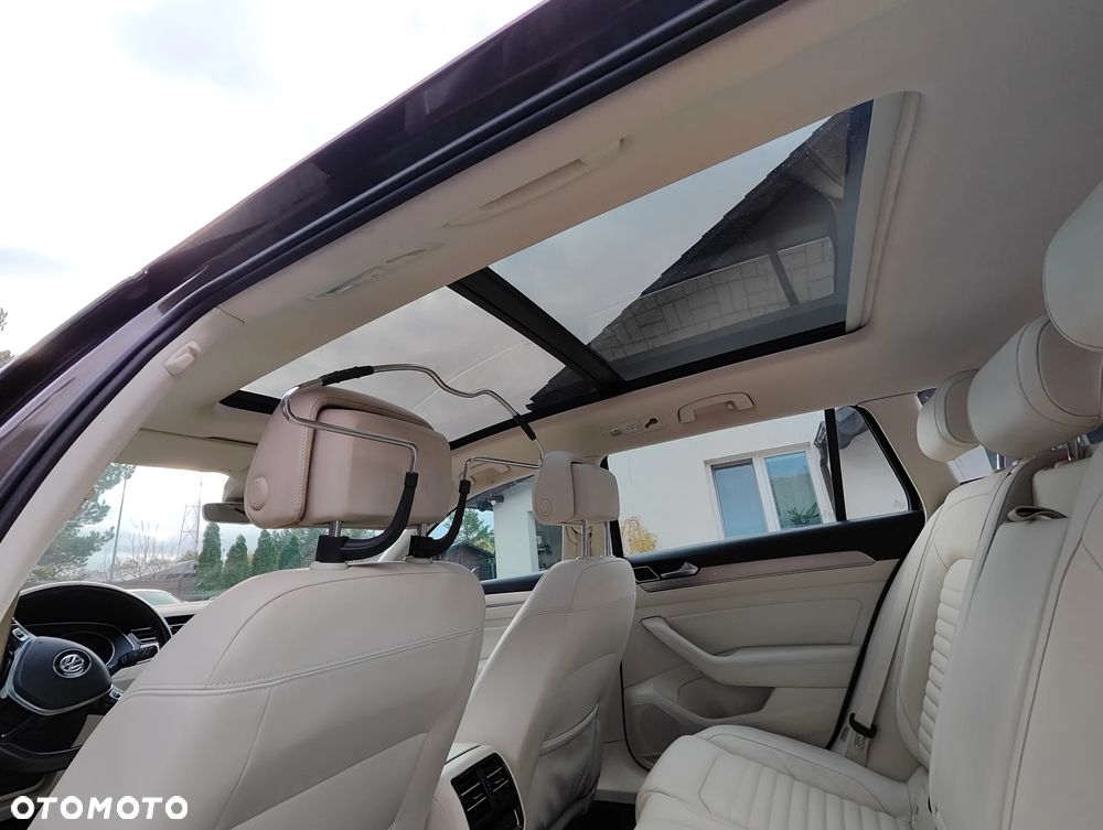 Volkswagen Passat - 22