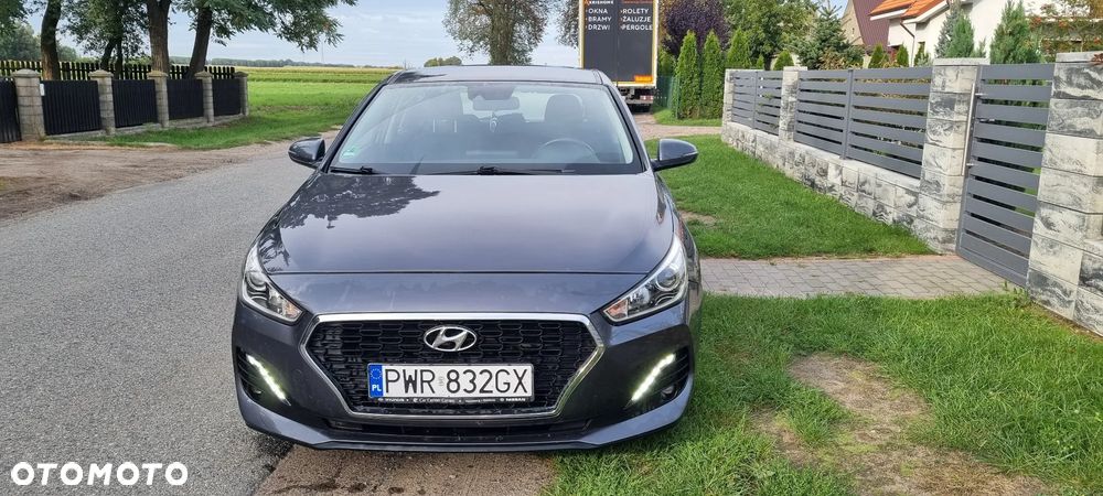 Hyundai i30 1.4 Premium - 3
