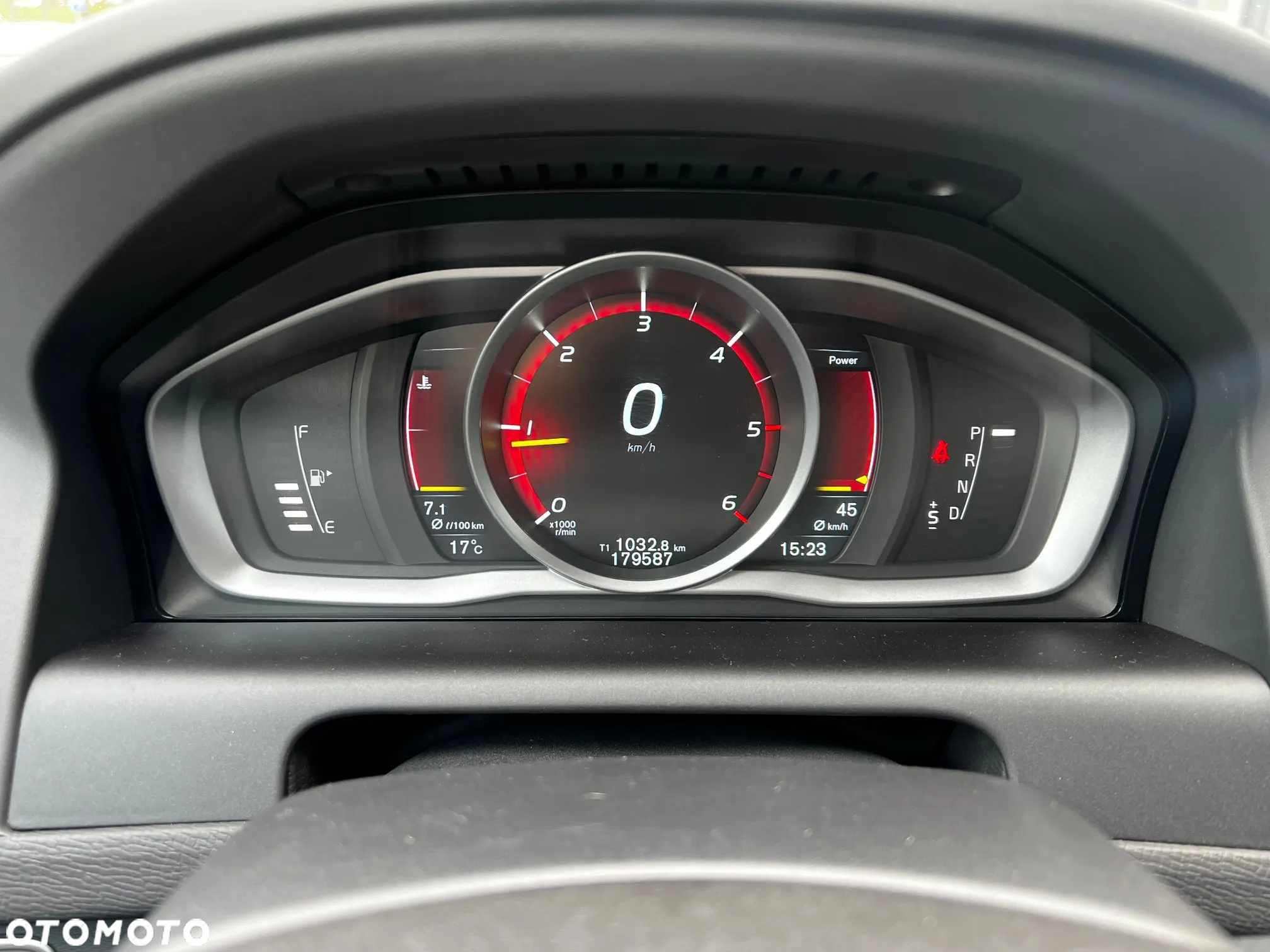 Volvo XC 60 D4 Geartronic Momentum - 5