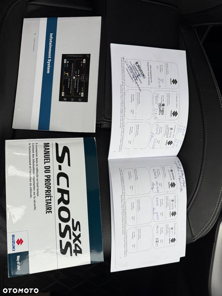 Suzuki SX4 S-Cross 1.4 T Elegance Sun 4WD - 37