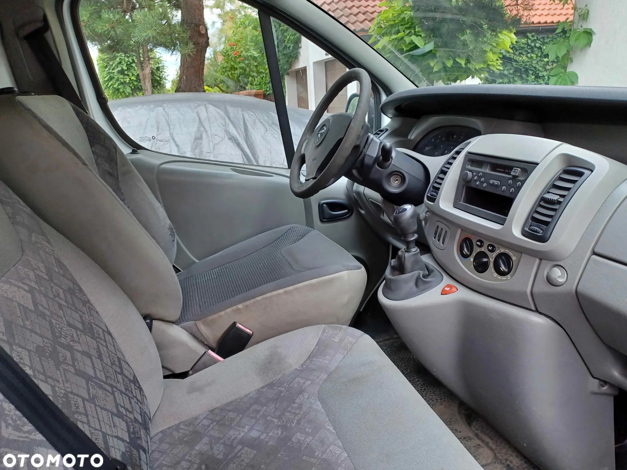 Opel VIVARO - 14