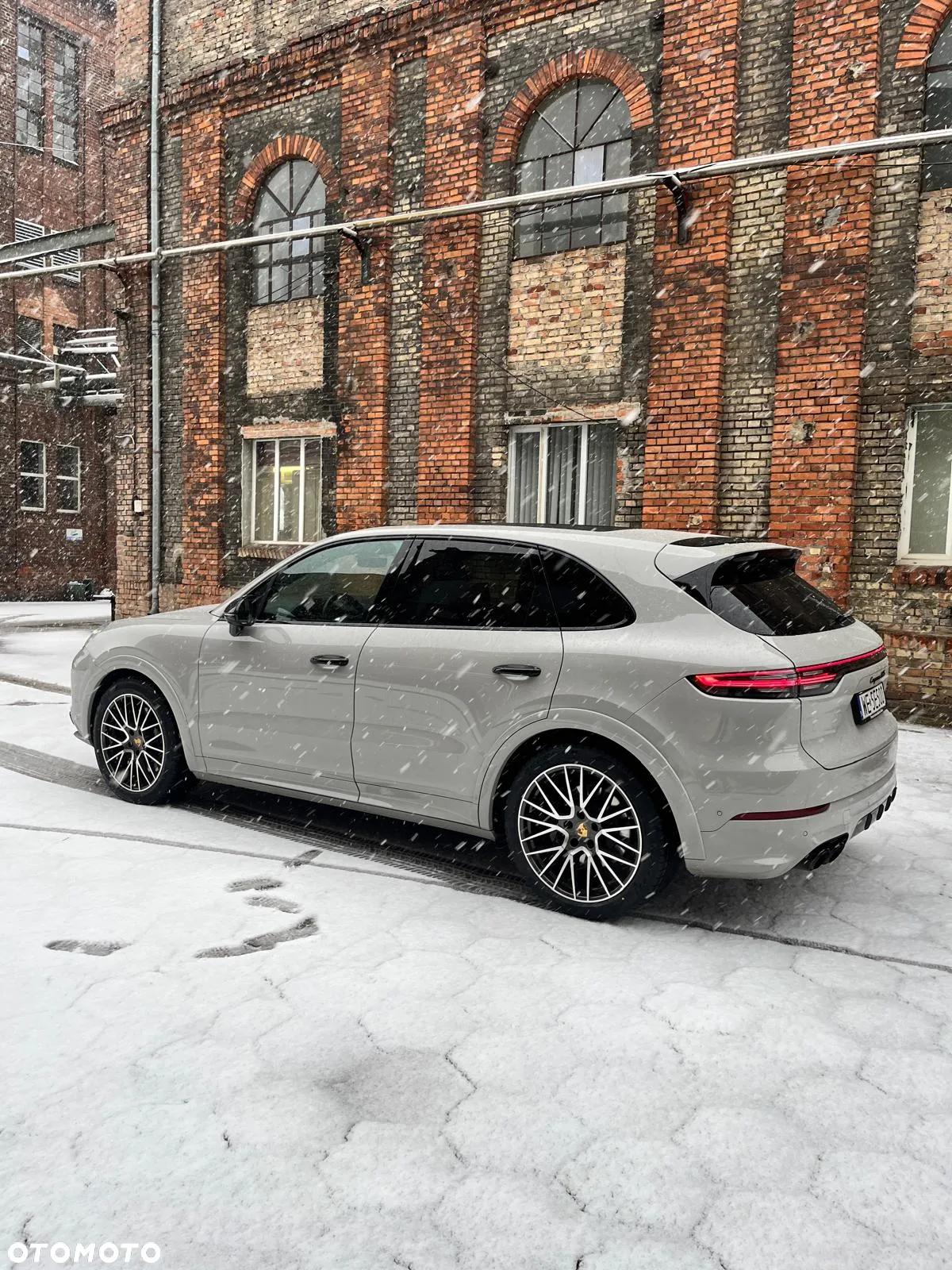 Porsche Cayenne GTS - 24