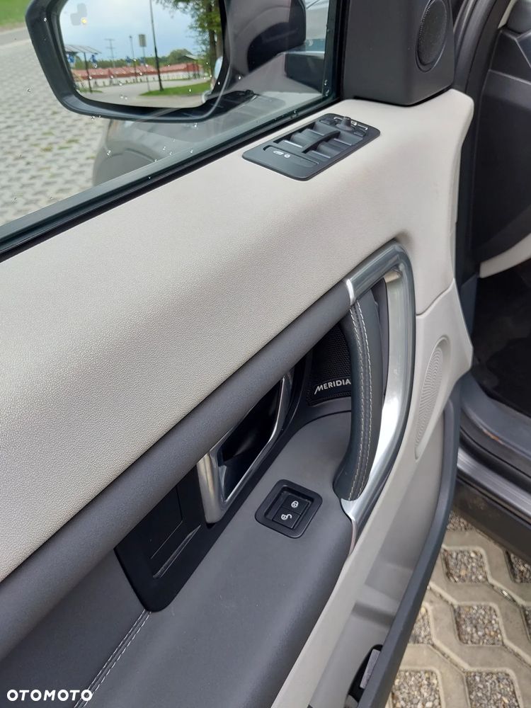 Land Rover Discovery Sport 2.0 TD4 HSE - 25