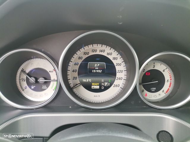 Mercedes-Benz E 300 Bluetec Hybrid Avantgarde - 14