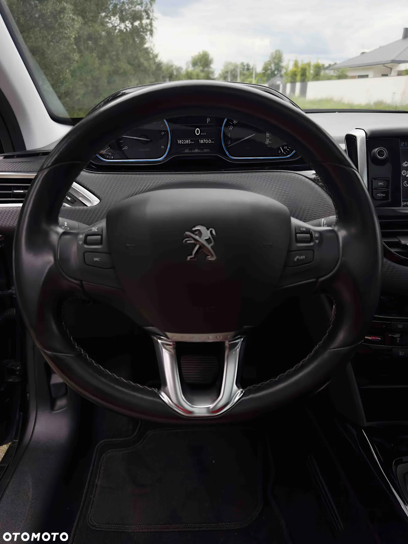Peugeot 2008 - 4