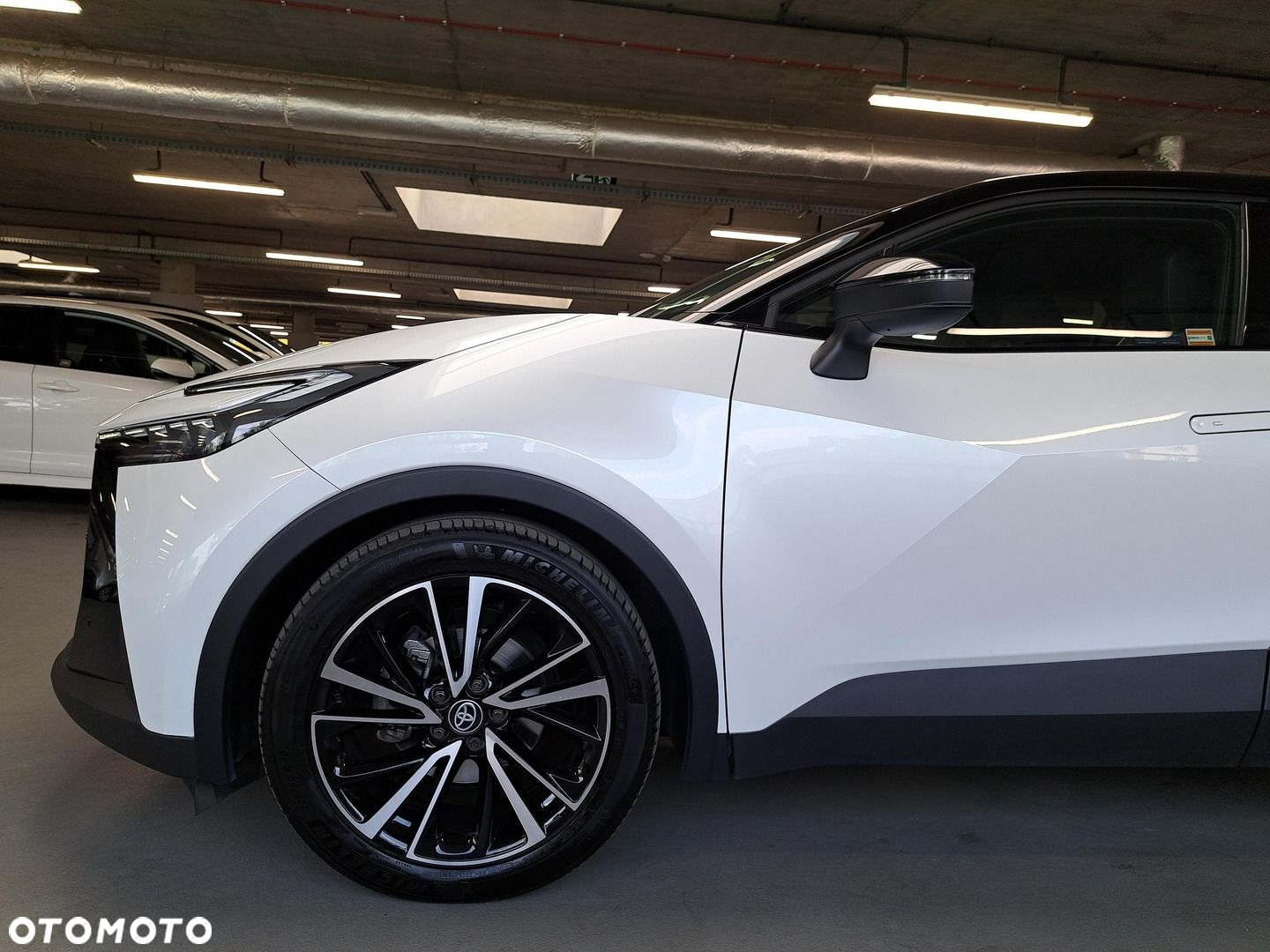 Toyota C-HR - 35