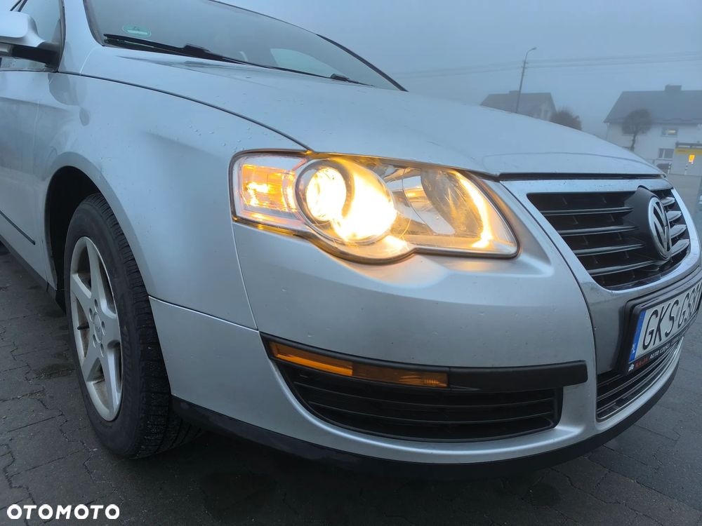 Volkswagen Passat 1.9 TDI Comfortline - 3