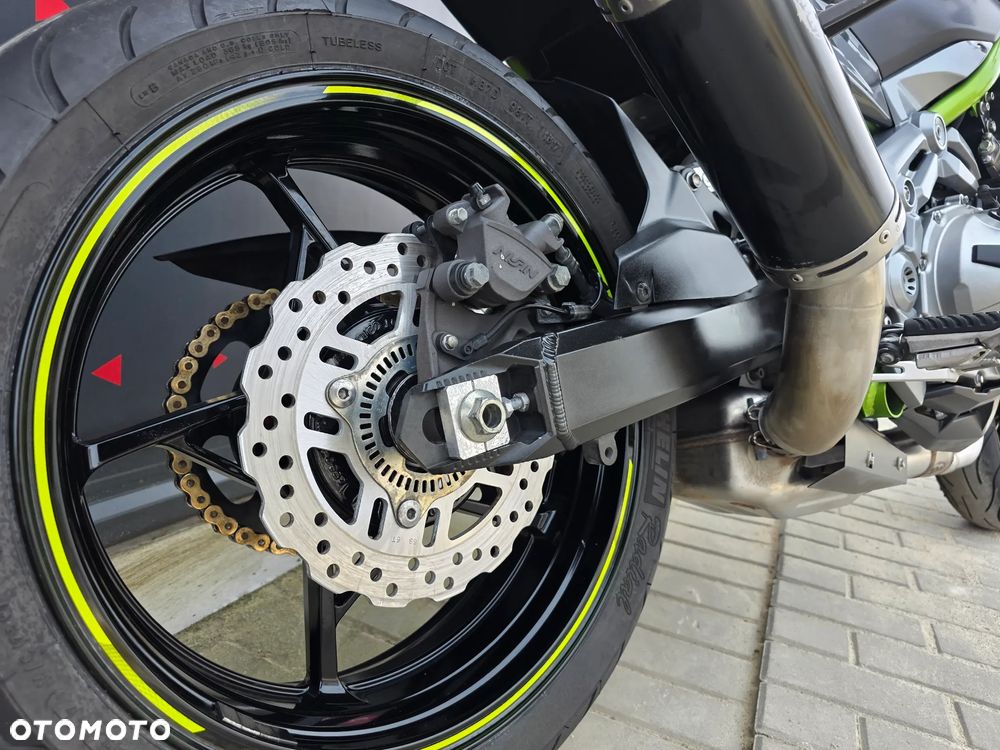 Kawasaki Z 900 - 8
