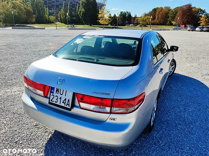 Honda Accord 3.0 V6 EX - 12