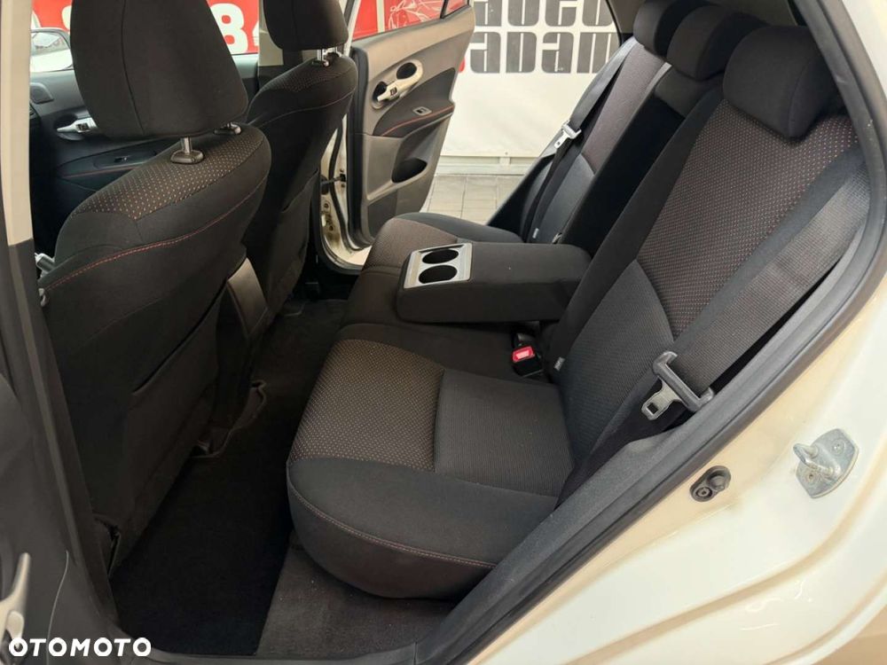 Toyota Auris - 32
