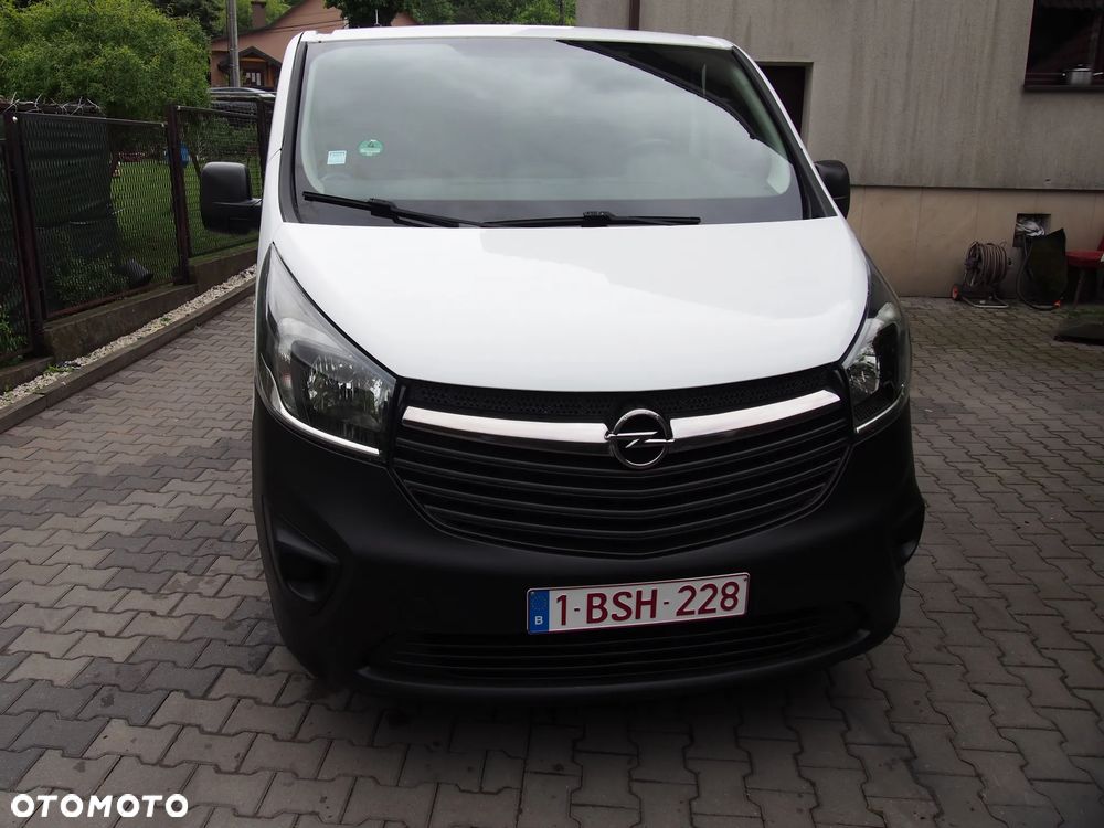 Opel VIVARO - 2