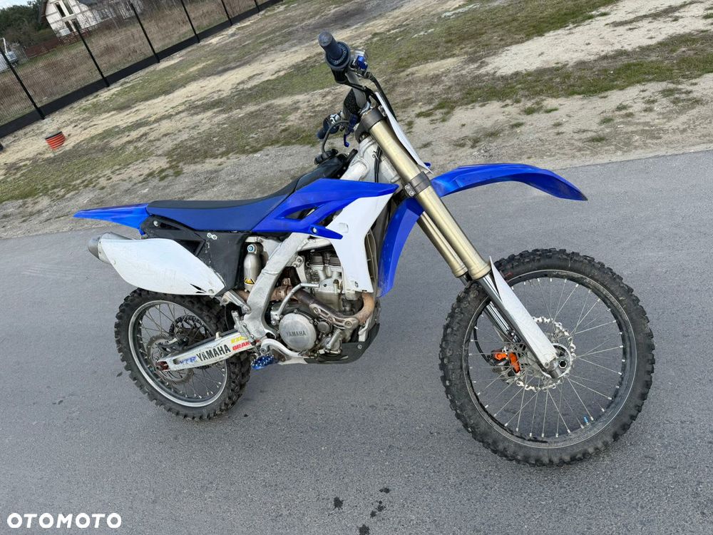 Yamaha YZF - 6