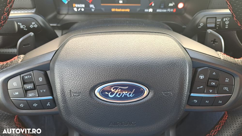 Ford Raptor - 22