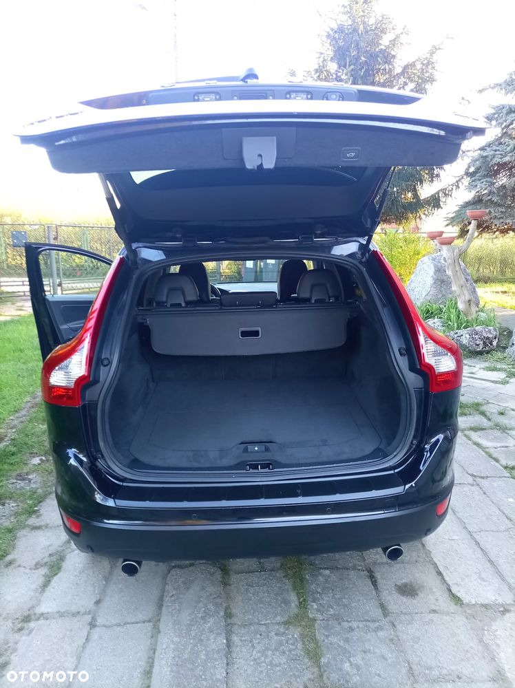 Volvo XC 60 D5 AWD Summum - 14