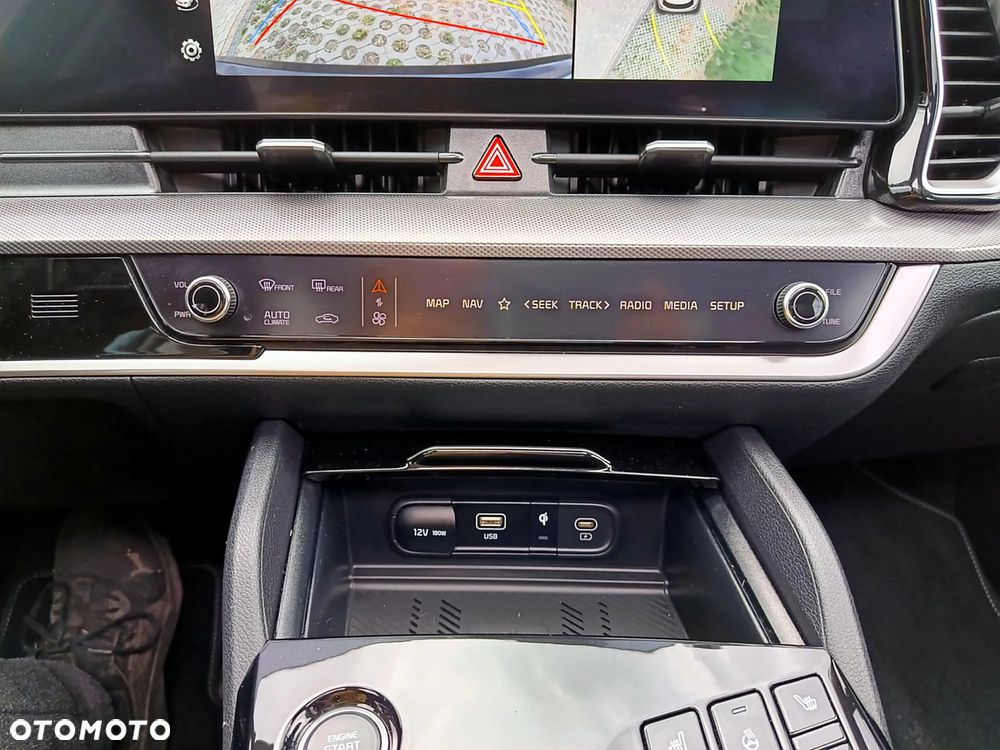 Kia Sportage 1.6 T-GDI PHEV Anniversary 4WD - 32