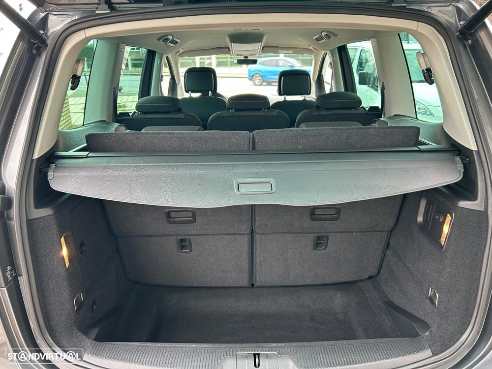 VW Sharan 2.0 TDI Highline DSG - 26