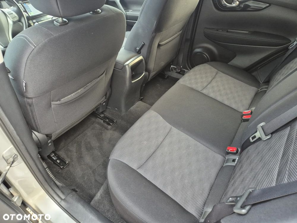 Nissan Qashqai 1.2 DIG-T N-Tec Xtronic - 25