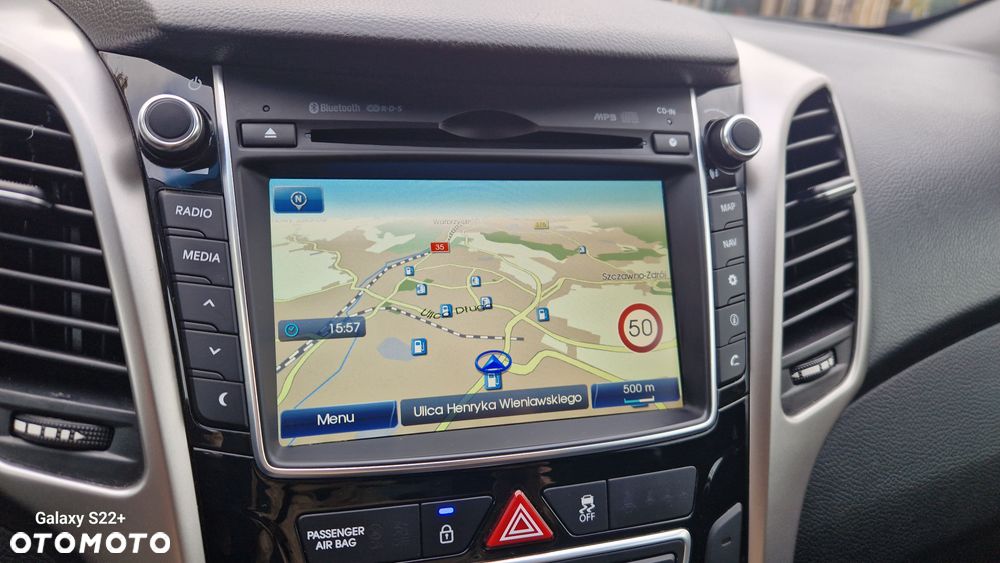 Hyundai i30 blue Kombi 1.6 CRDi Classic Navigation - 14