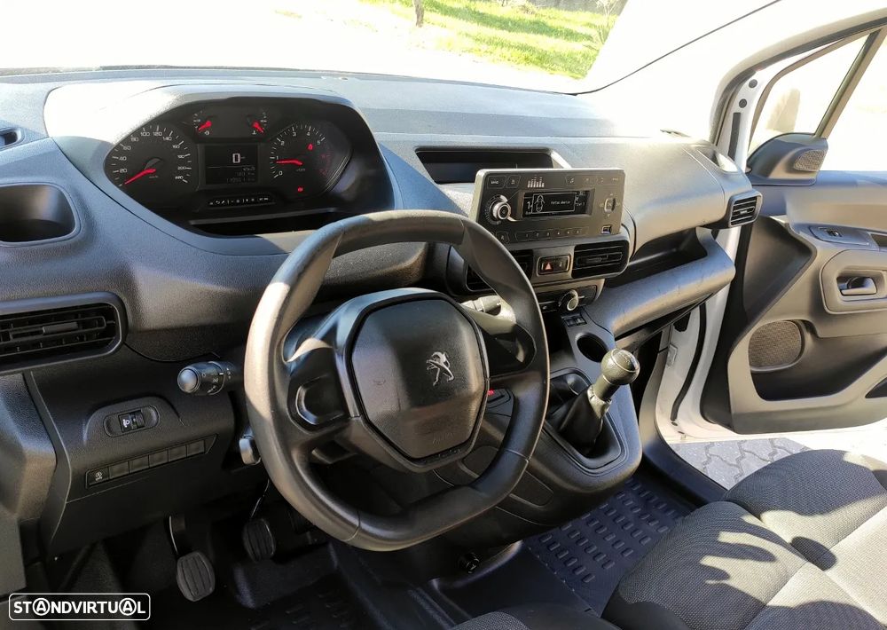 Peugeot Partner 1.5 BlueHDi Asphalt Longa - 11