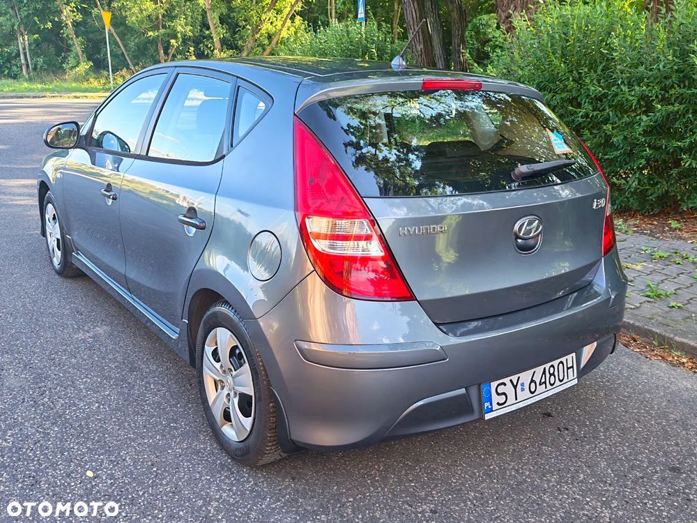 Hyundai i30 1.4 Classic + EU5 - 22