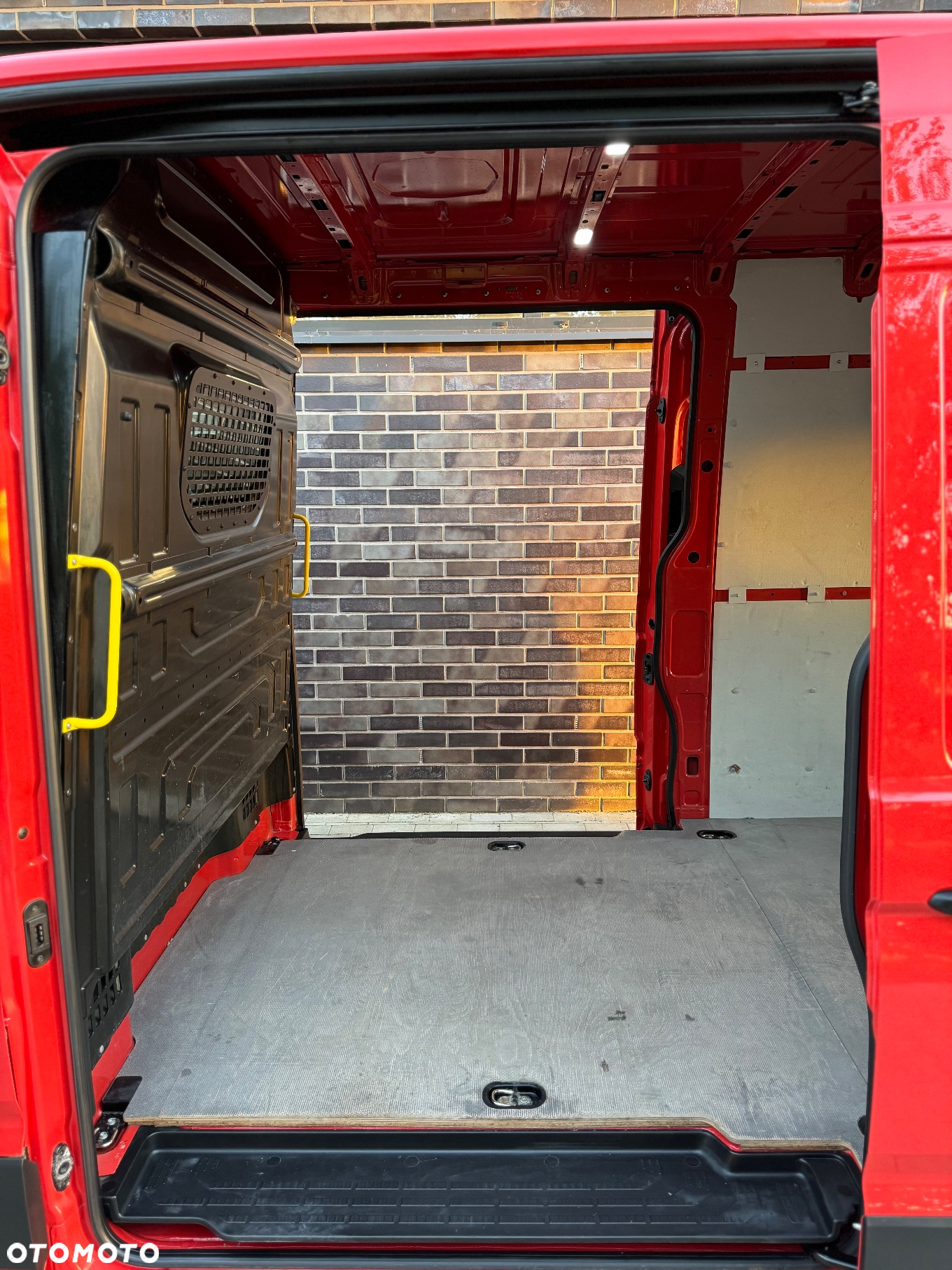 Volkswagen Crafter - 16