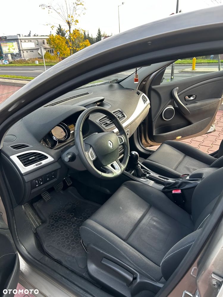 Renault Megane - 11