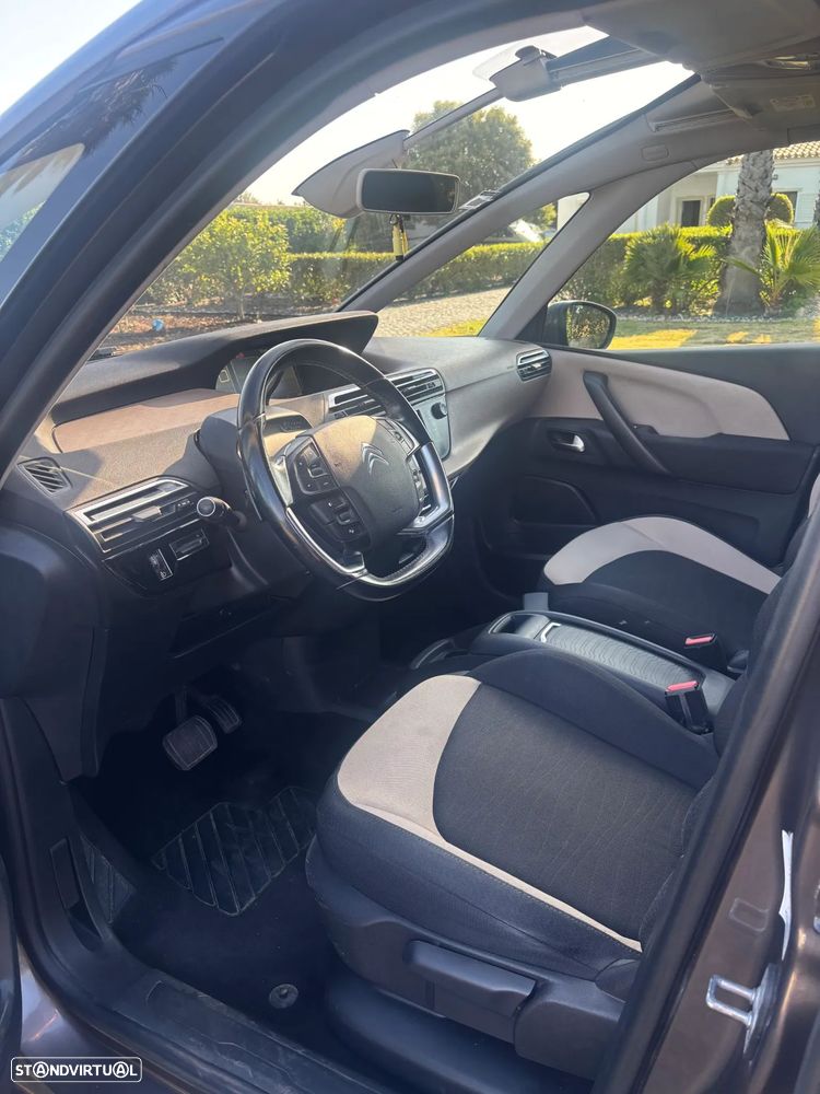 Citroën C4 Grand Picasso BlueHDi 120 EAT6 Exclusive - 3