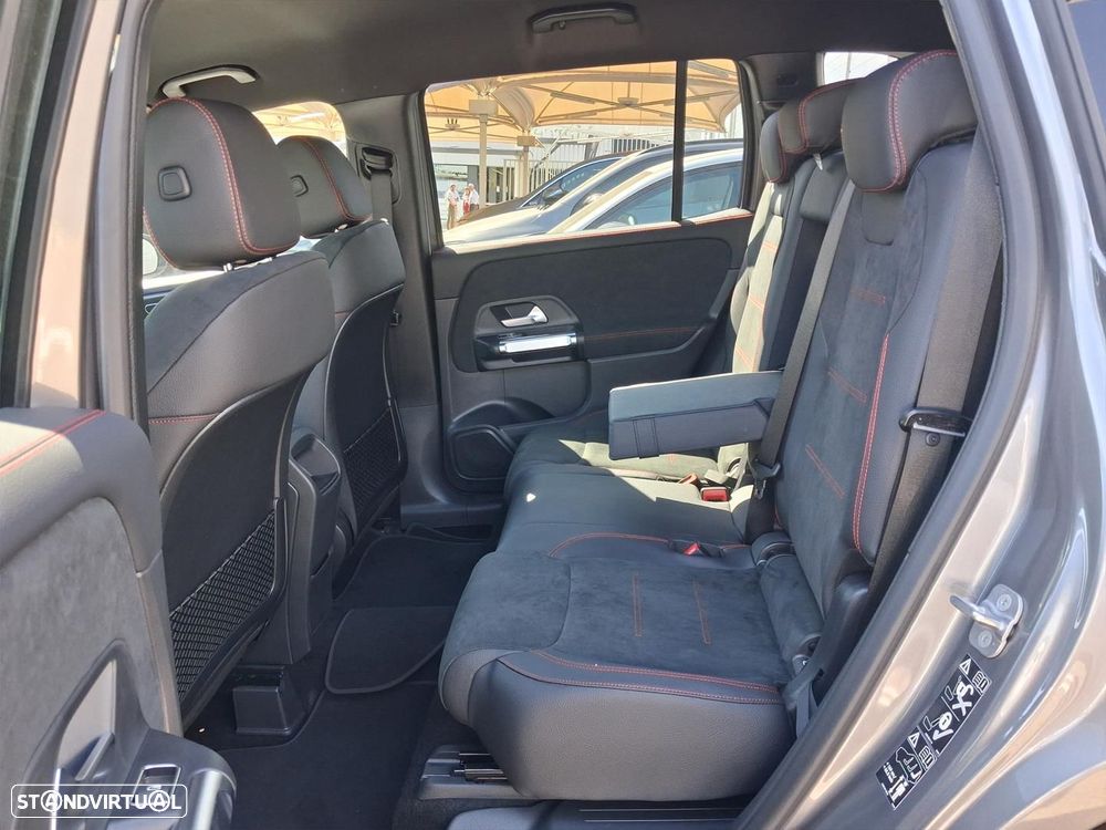 Mercedes-Benz GLB 180 d AMG Line - 12