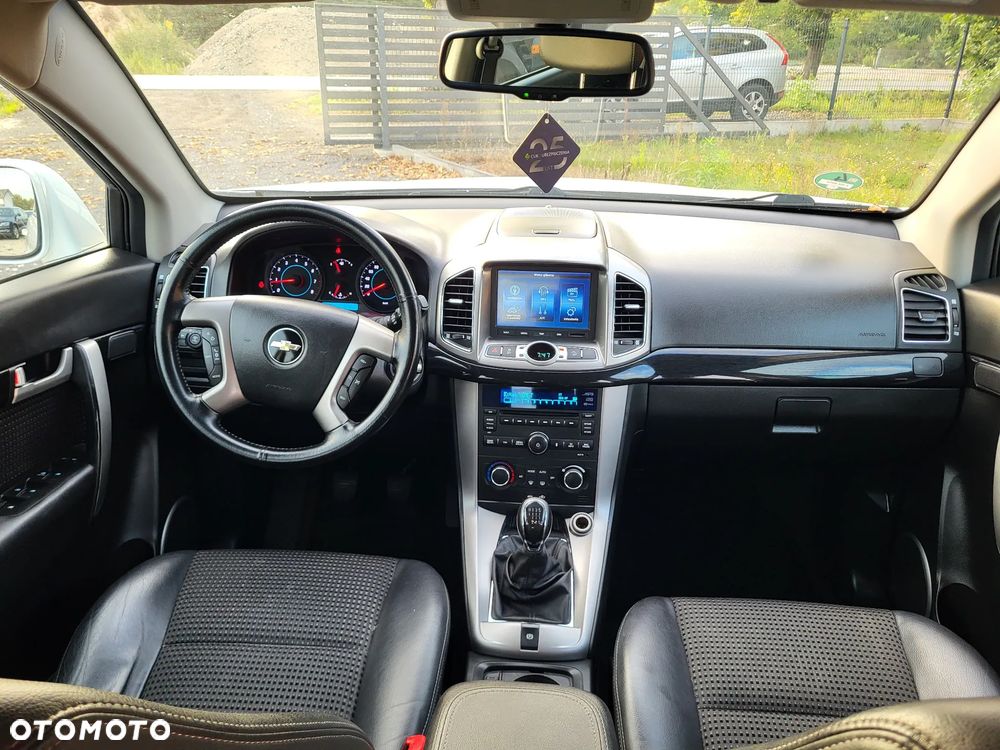 Chevrolet Captiva 2.4 LS FWD - 26