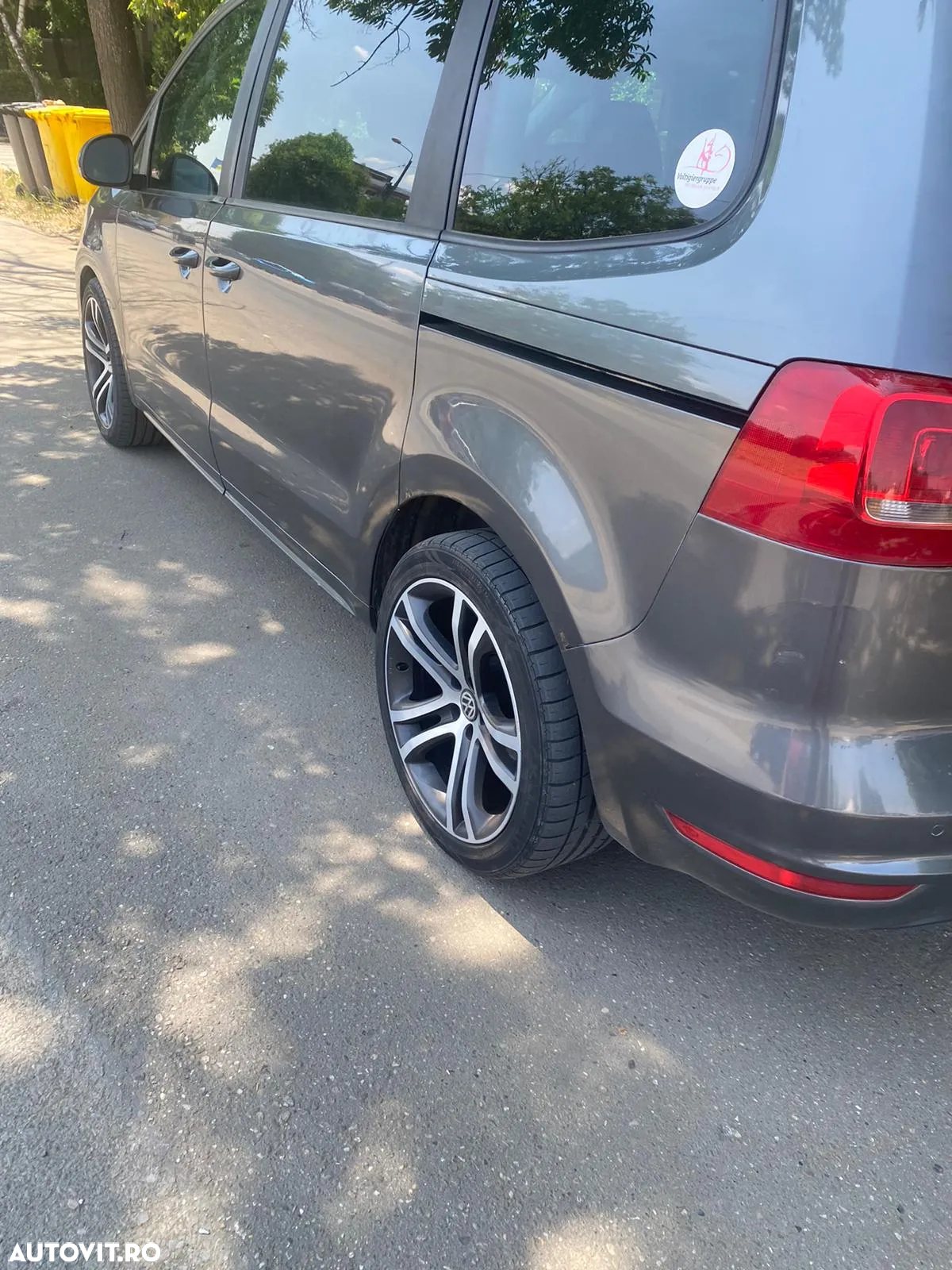 Volkswagen Sharan - 3