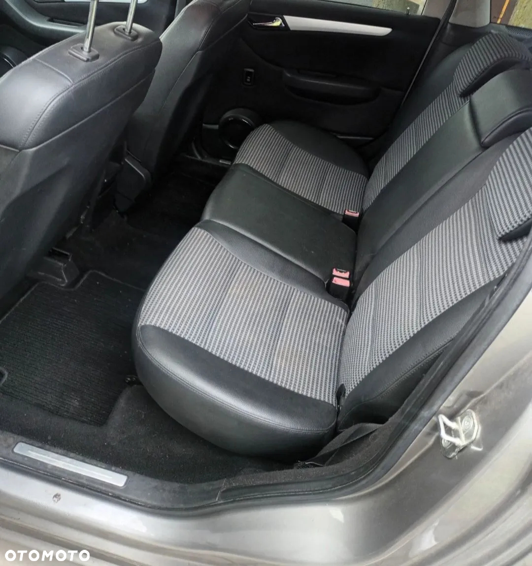 Mercedes-Benz Klasa B 200 CDI Autotronic - 7