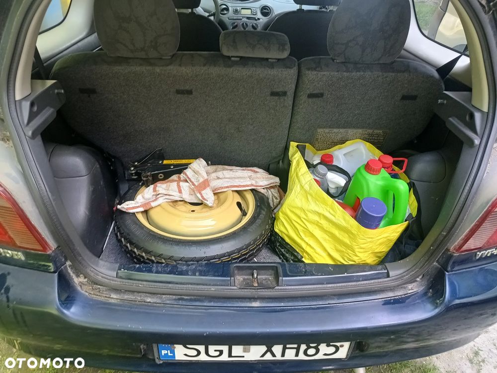 Toyota Yaris 1.3 Sol - 12