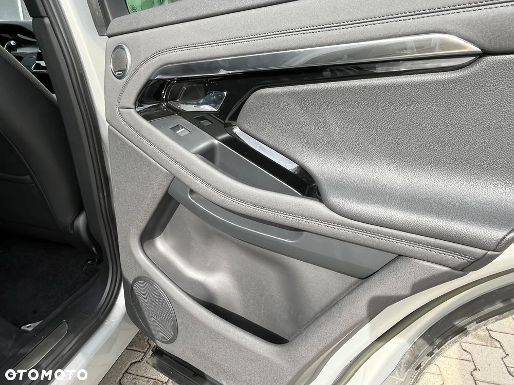 Land Rover Range Rover Evoque 2.0 D200 mHEV R-Dynamic SE - 33
