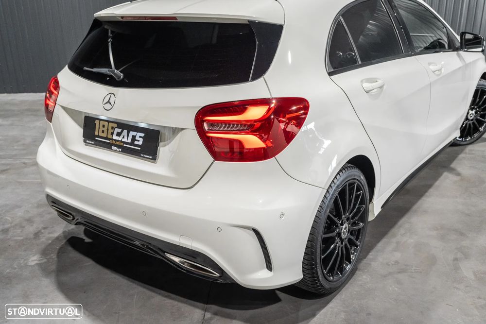 Mercedes-Benz A 180 AMG Line - 53