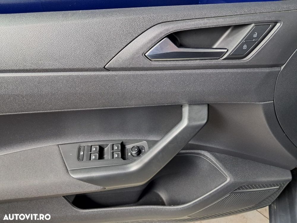 Volkswagen Polo - 18