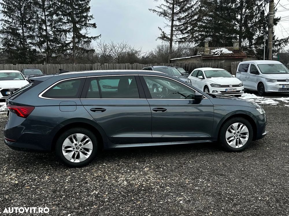 Skoda Octavia 2.0 TDI DSG Clever - 5