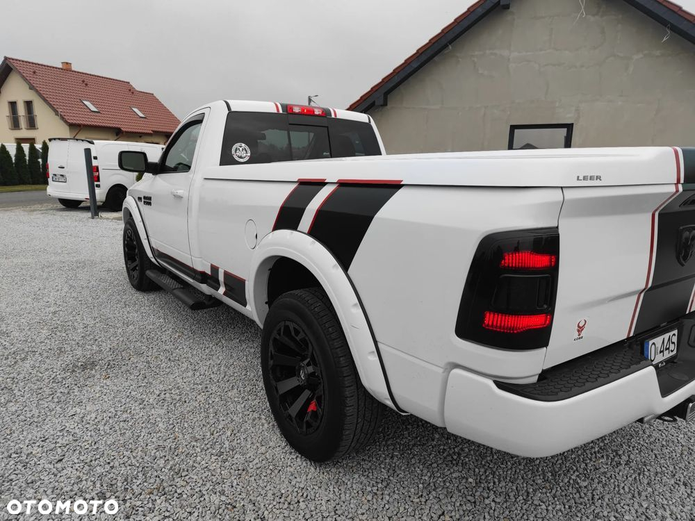 Dodge RAM 1500 5.7 4x4 - 2