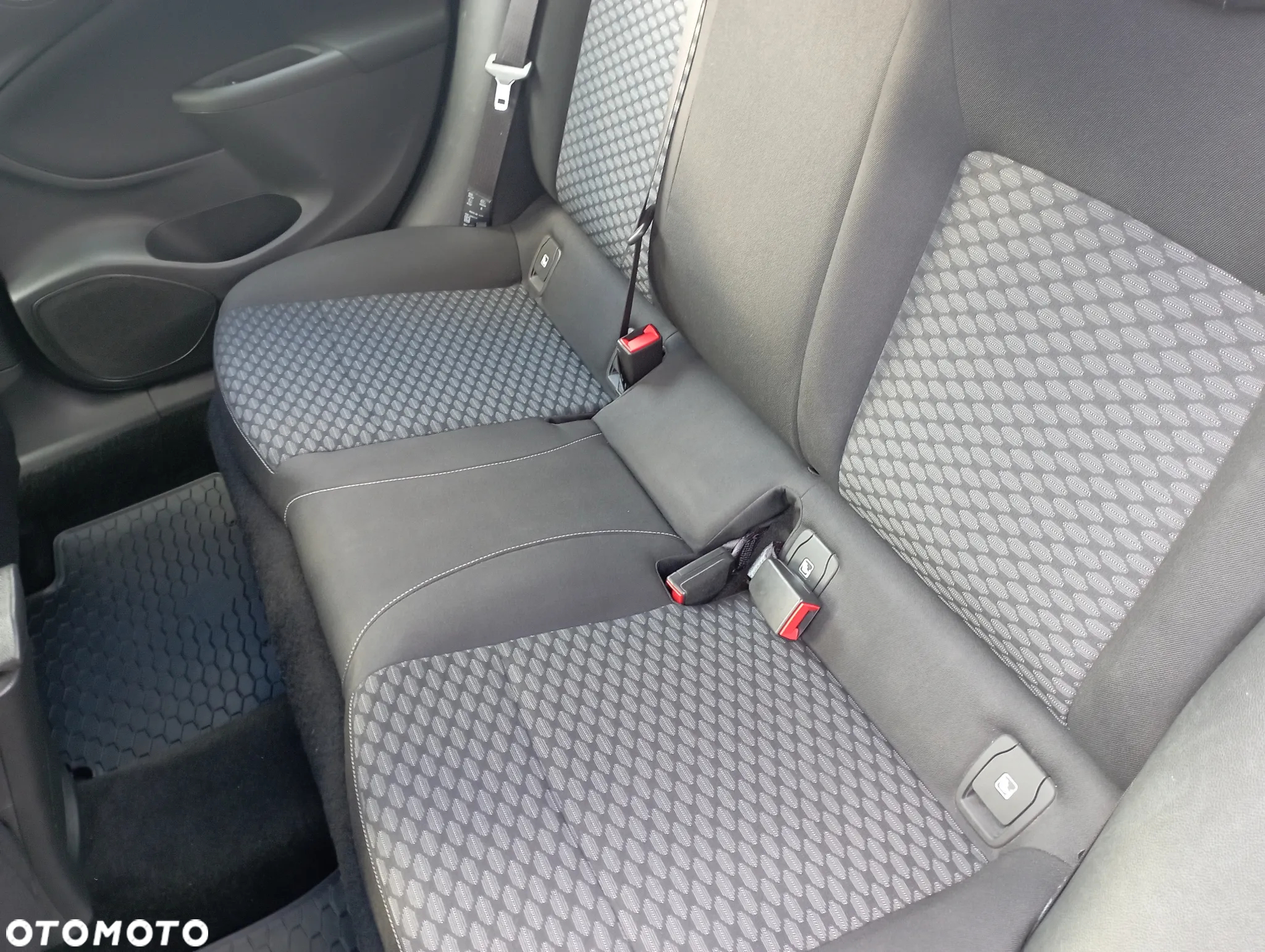 Opel Astra V 1.0 T Enjoy S&S - 6