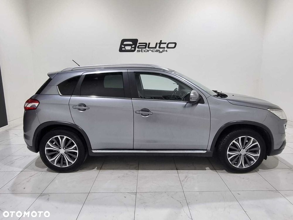Peugeot 4008 - 10