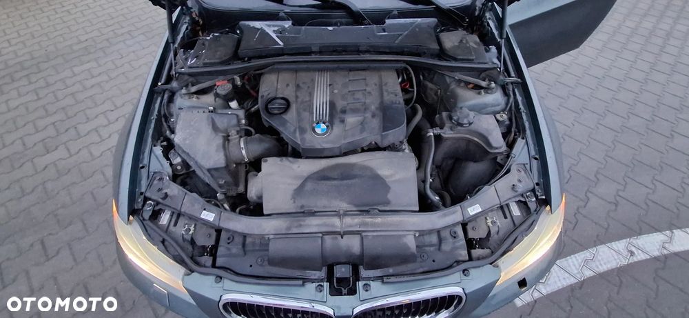 BMW Seria 3 318d Blue Performance - 15