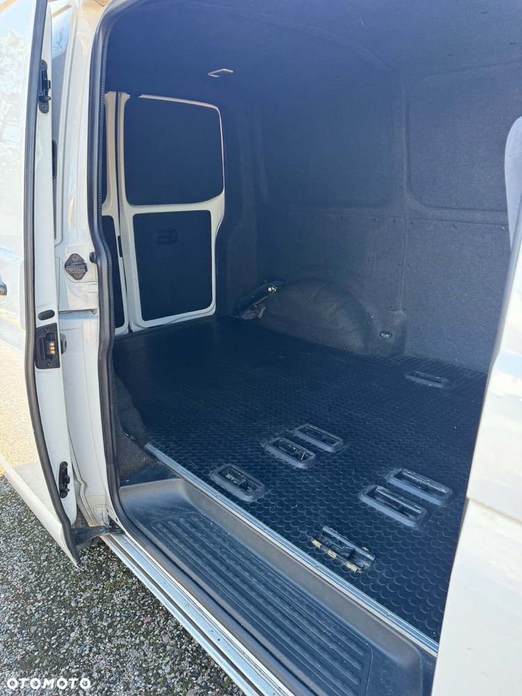 Volkswagen Transporter - 16