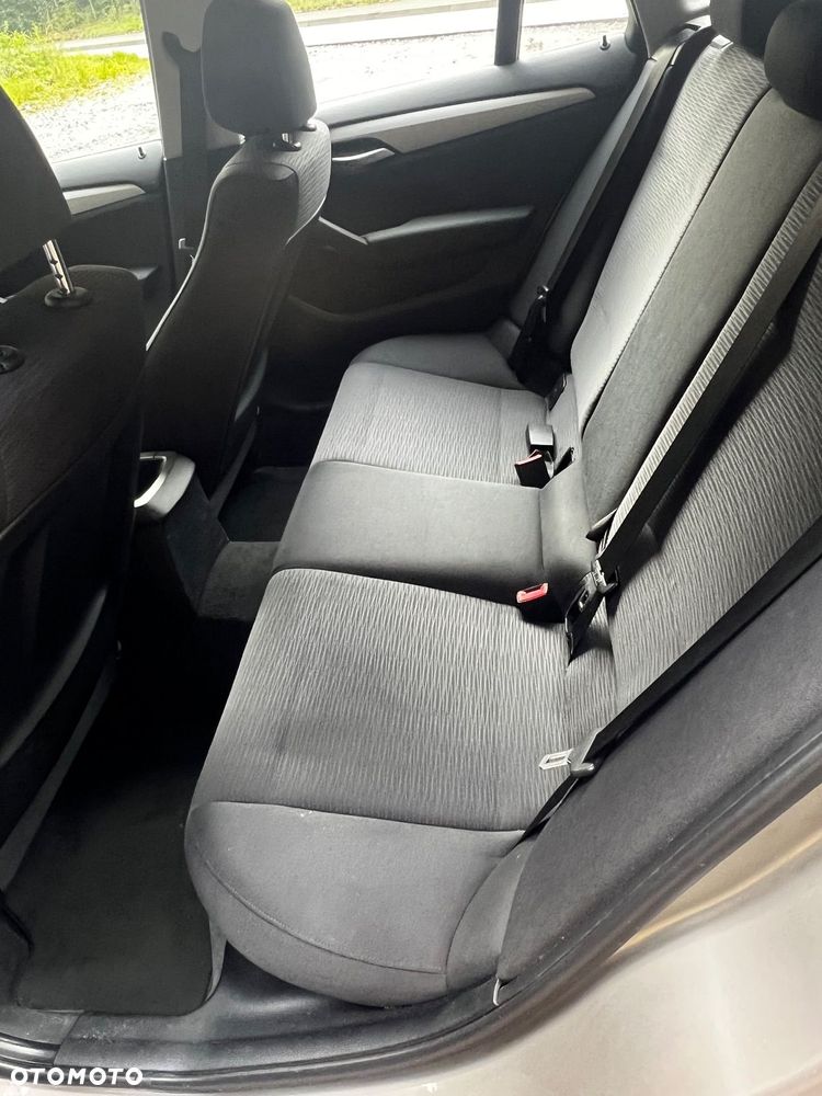 BMW X1 sDrive18d - 17