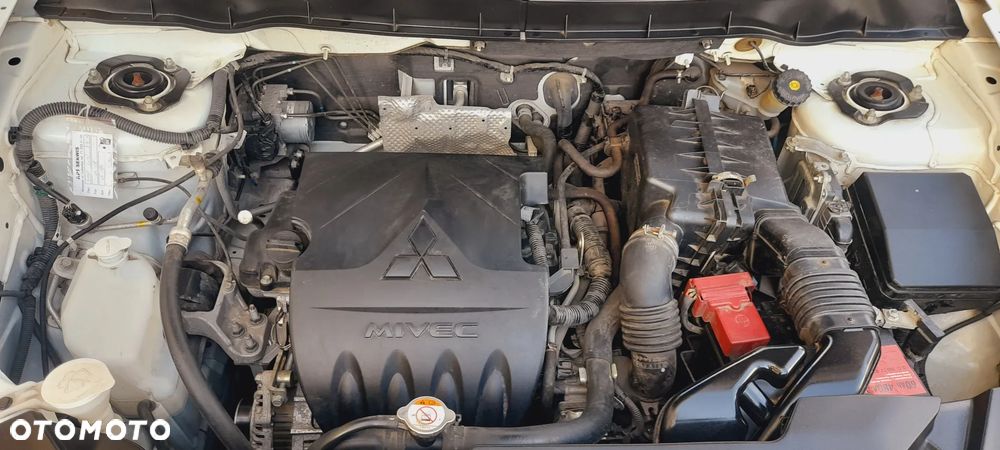 Mitsubishi ASX - 19