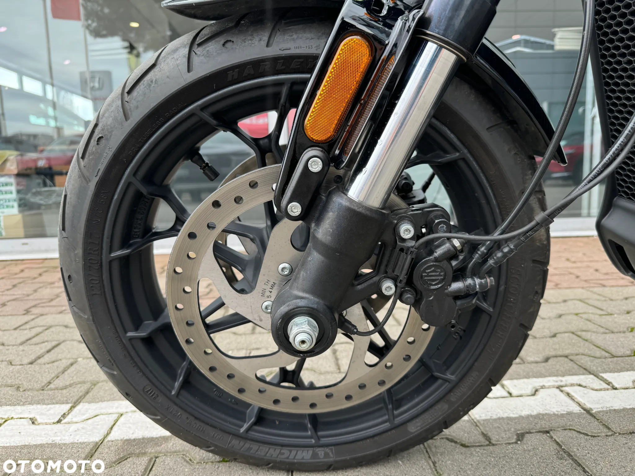 Harley-Davidson Street Rod XG 750A - 10