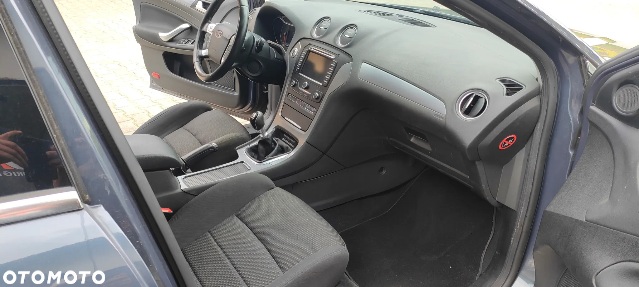 Ford Mondeo - 12
